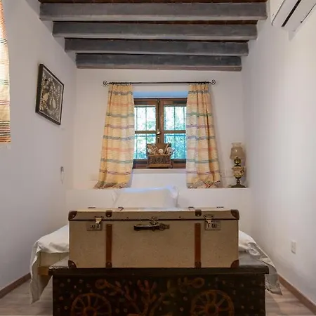 Droshia Traditional Homes, Coco-mat Full Experience 4* Dhrousha