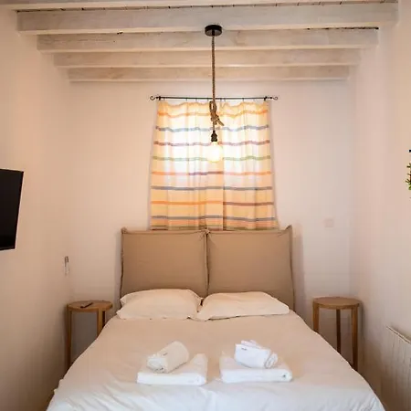 Droshia Traditional Homes, Coco-mat Full Experience Aparthotel