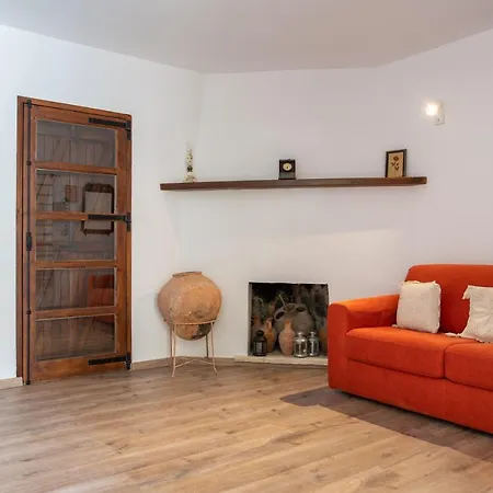 Droshia Traditional Homes, Coco-mat Full Experience