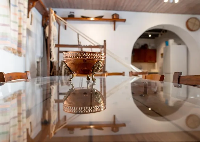 Droshia Traditional Homes, Coco-mat Full Experience