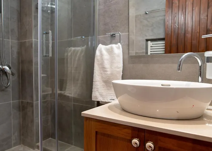 Aparthotel Droshia Traditional Homes, Coco-mat Full Experience 4*