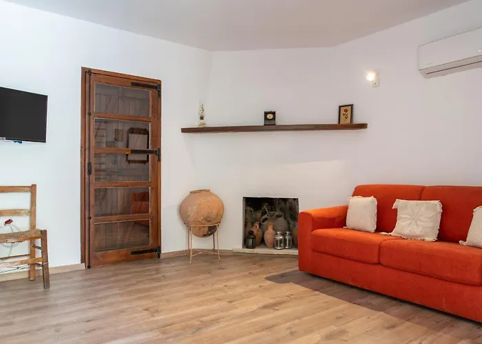 Droshia Traditional Homes, Coco-mat Full Experience