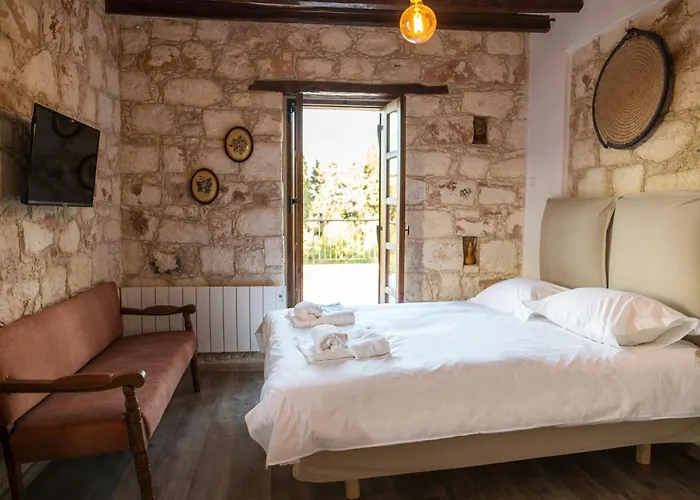 Droshia Traditional Homes, Coco-mat Full Experience Apart-hotel