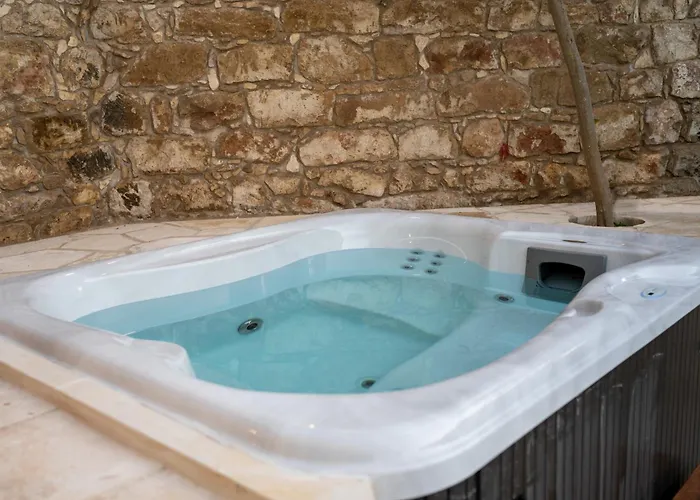 Aparthotel Droshia Traditional Homes, Coco-mat Full Experience